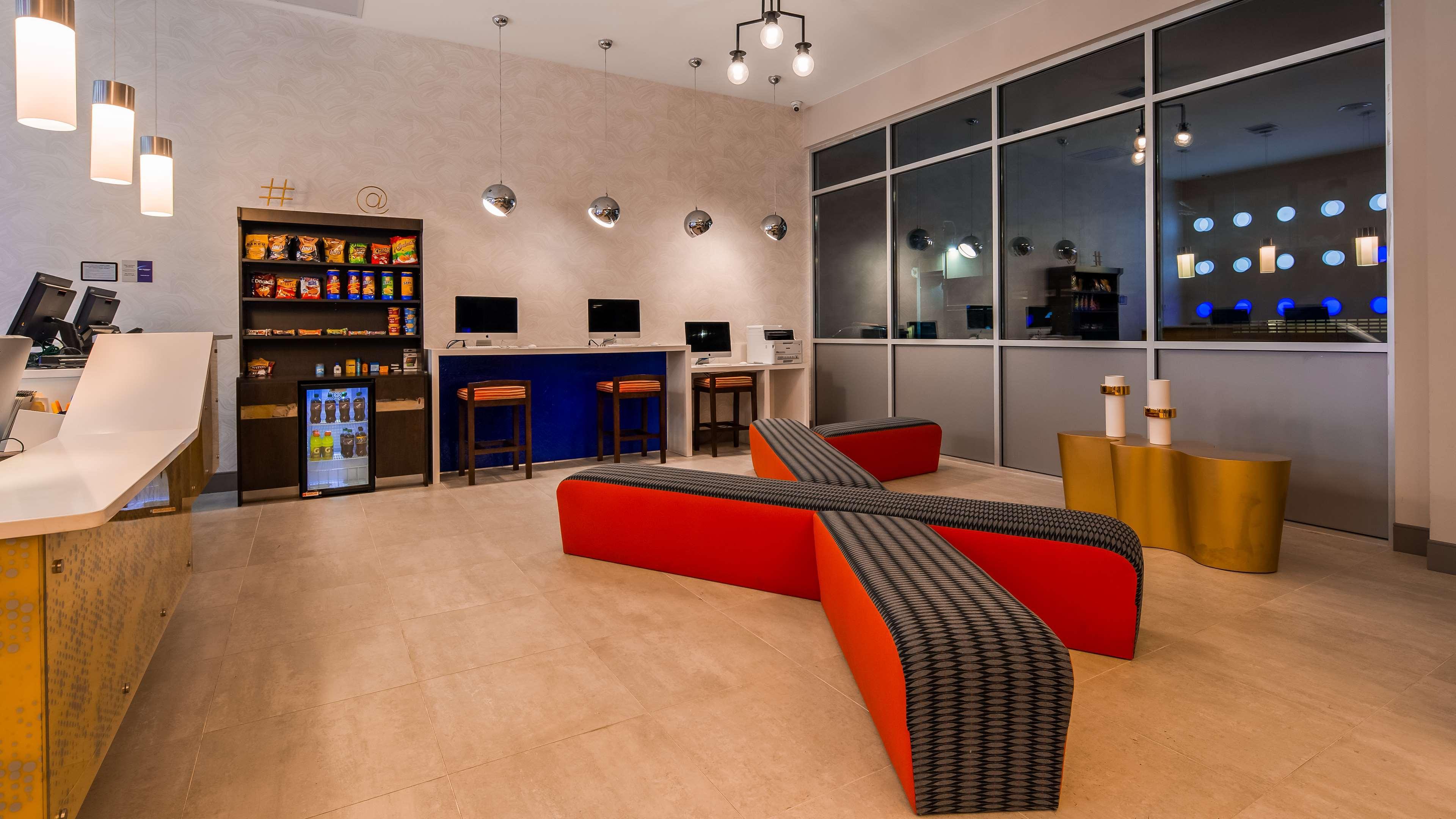ניו יורק Glo Best Western Brooklyn Nyc מראה חיצוני תמונה