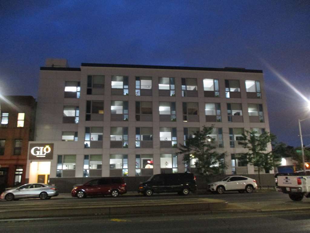 ניו יורק Glo Best Western Brooklyn Nyc מראה חיצוני תמונה